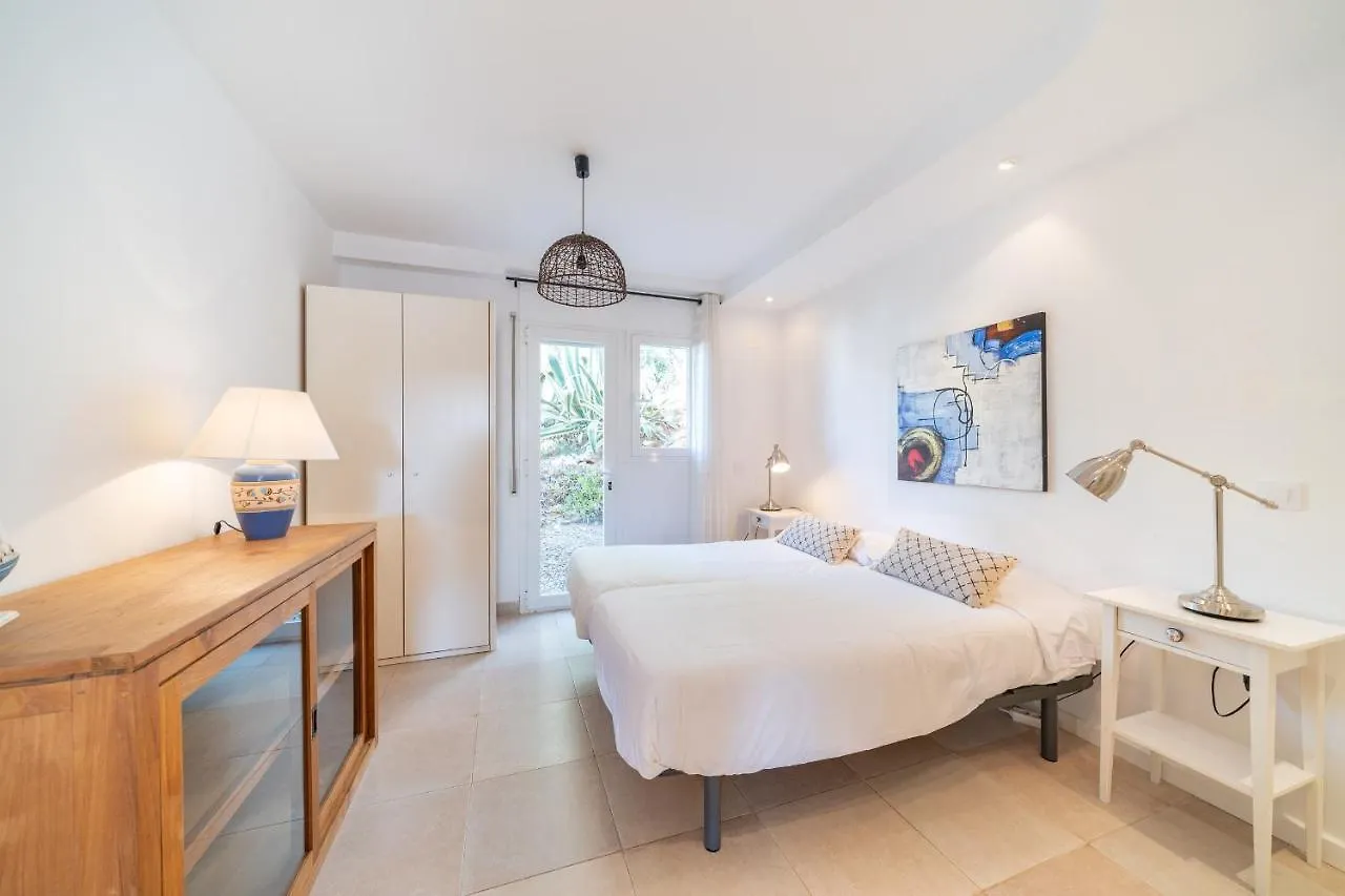 Villa Isabelle L'Escala 0*,